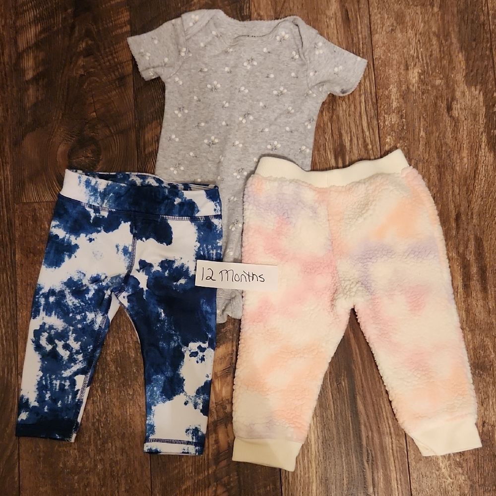 Baby Girl Clothes Size 12, 18 And 18 To 24 Months, 7 Items